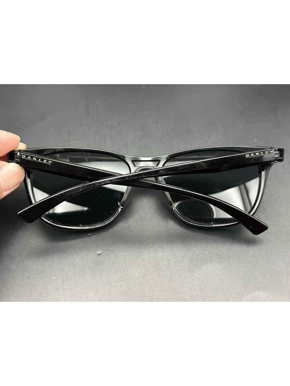 Oakley Leadline Polished Black/Grey Lenses